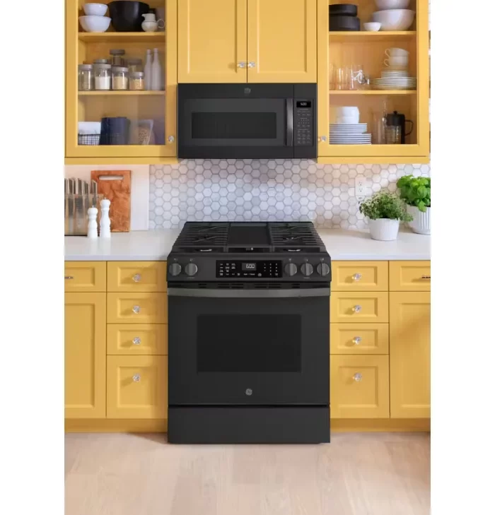 GE® 30" Slide-In Front-Control Convection Gas Range with No Preheat Air Fry and EasyWash™ Oven Tray - Image 3