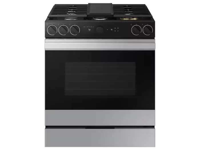 Bespoke 6.0 cu. ft. Smart Slide-In Gas Range with Smart Oven Camera & Illuminated Precision Knobs in Stainless Steel - Image 9