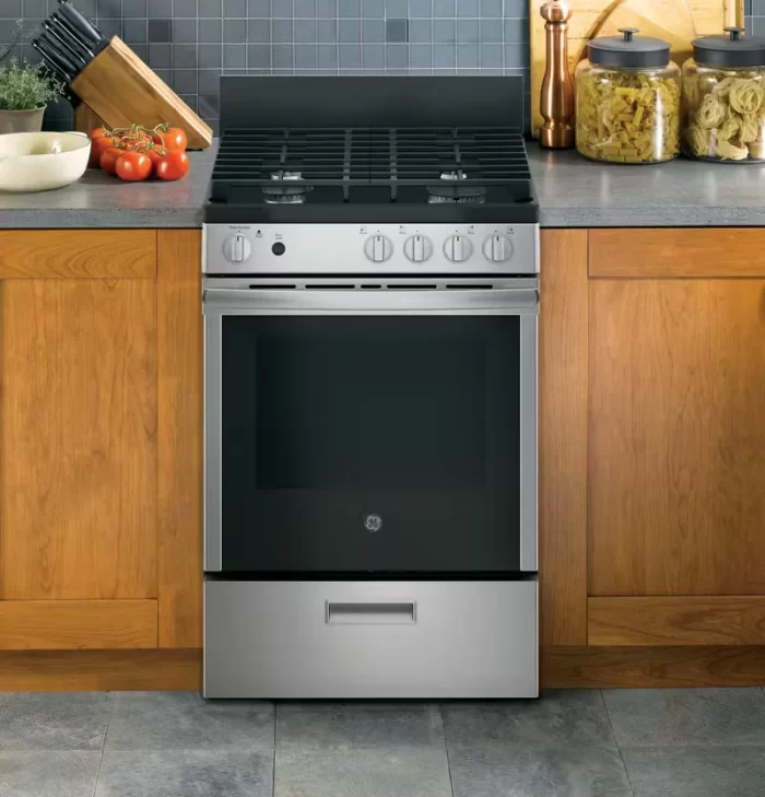 GE® 24" Steam Clean Free-Standing/Slide-in Gas Range - Image 7