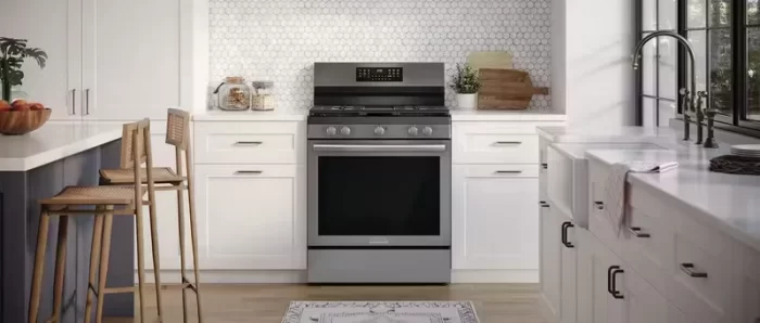 Frigidaire Gallery 30" Rear Control Gas Range with Total Convection - Image 8