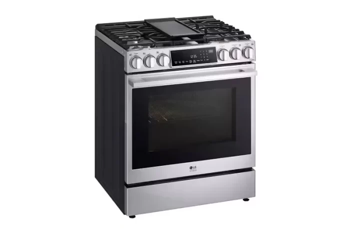 LG Studio - LG STUDIO 6.3 cu. ft. InstaView® Gas Slide-in Range with ProBake Convection® and Air Fry - Image 6