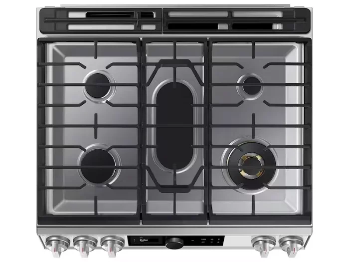 Bespoke Smart Slide-in Gas Range 6.0 cu. ft. with Smart Dial, Air Fry & Wi-Fi in White Glass - Image 6