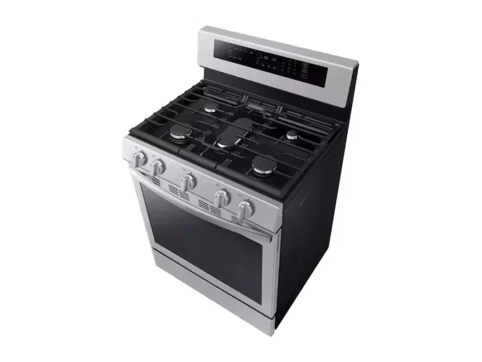 5.8 cu. ft. Freestanding Gas Range with True Convection - Image 2