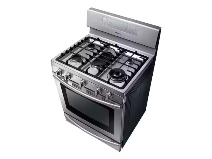 5.8 cu. ft. Gas Range with True Convection in Stainless Steel - Image 9